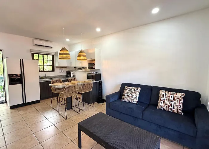 Plaza Colonial Second Floor One Bedroom Unit Coco