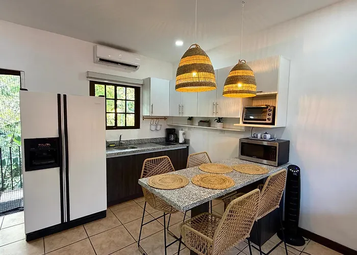 Plaza Colonial Second Floor One Bedroom Unit