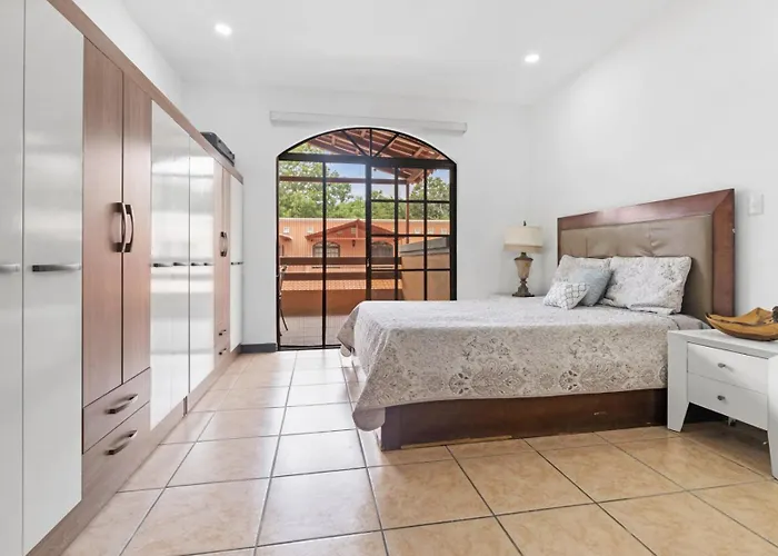Сasa de vacaciones Plaza Colonial Second Floor One Bedroom Unit