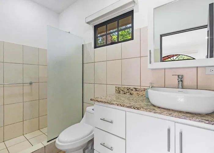 Plaza Colonial Second Floor One Bedroom Unit *